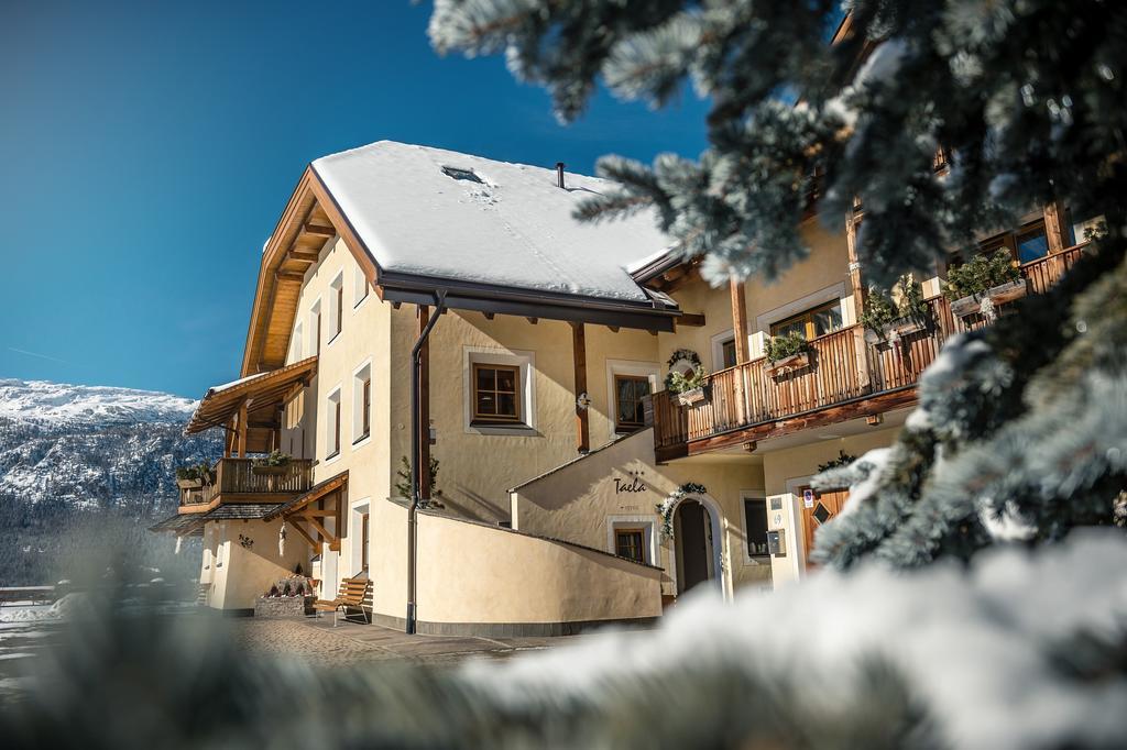Taela Apartments Сан Касиано Екстериор снимка